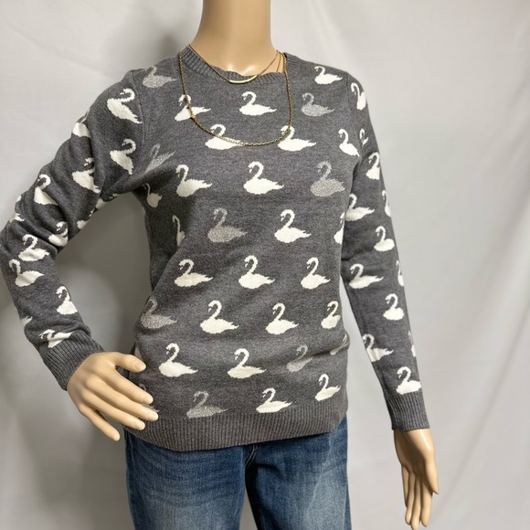 CHÁRTER CLUB SWEATER - Picture 2 of 6